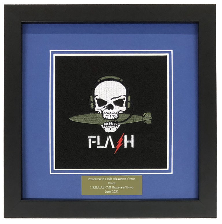Flash Black Frame Hussar Blue Mount